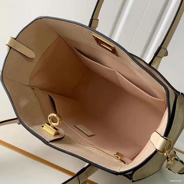 Fashionrepsfam ru LV 2109YA0212 Bag 0612
